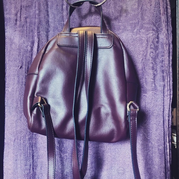 💟 ғᴀᴜx ʟᴇᴀᴛʜᴇʀ ᴍɪɴɪ ʙᴀᴄᴋᴘᴀᴄᴋ💟 - Picture 2 of 7